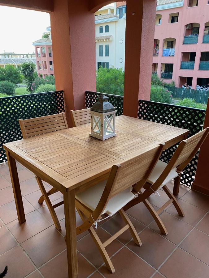 Apartamento En Urbanizacion De Primera Linea De Playa, Atlanterra ساهارا ذي لوس أتونِس المظهر الخارجي الصورة