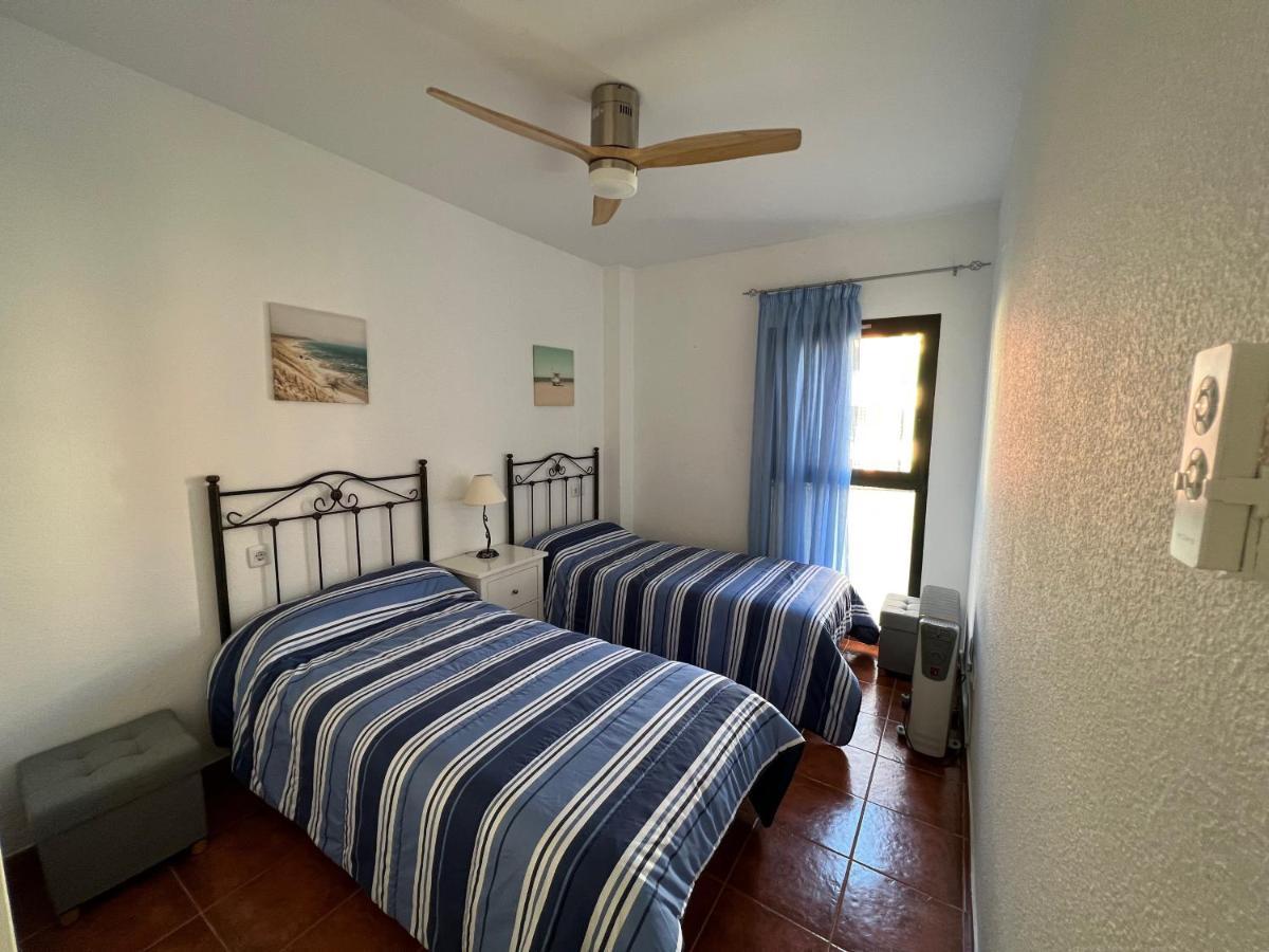 Apartamento En Urbanizacion De Primera Linea De Playa, Atlanterra ساهارا ذي لوس أتونِس المظهر الخارجي الصورة